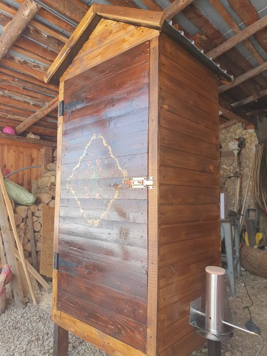 Vand afumatoare traditionala cu generator de fum transport la cerere