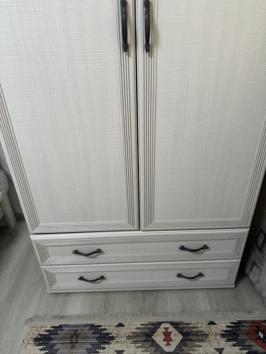 Продам шкаф с кроватью