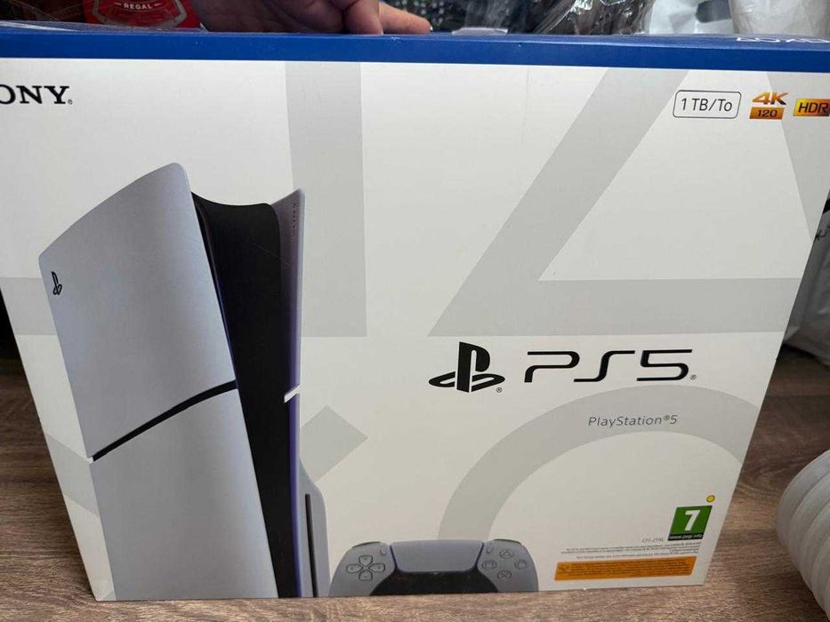 Продам Игровую консоль PlayStation 5 Slim