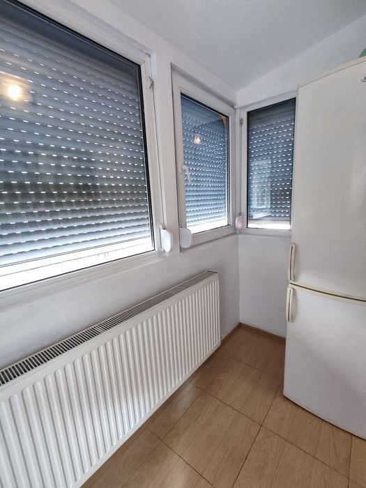 Дава се под наем Тристаен апартамент в Пловдив, Каменица 1 - 110 кв.м за 663 € - Снимка #9