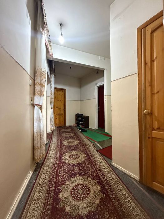 Яшнабадда, 3/3/4 Балкони 1,5х6, 68м, урта ремонт