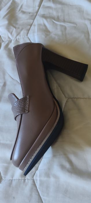 Pantofi dama noi