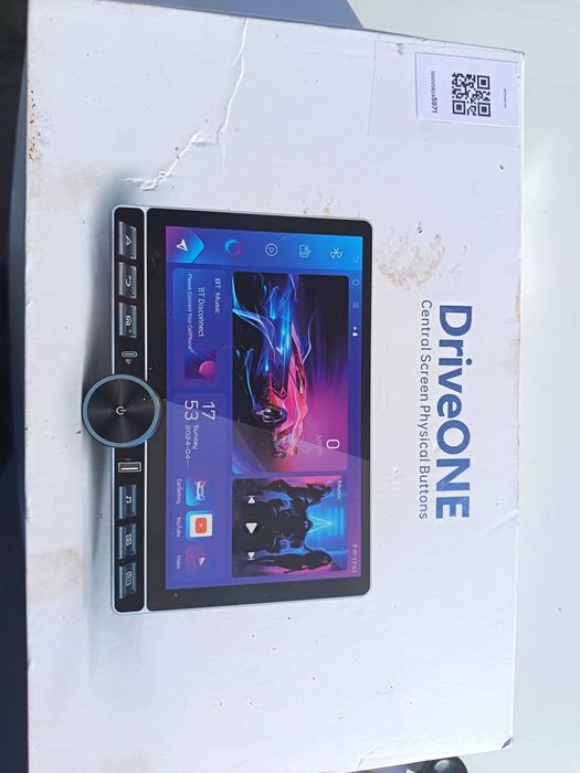 Магнитафон экран для авто срочно продаётся за 400000сум