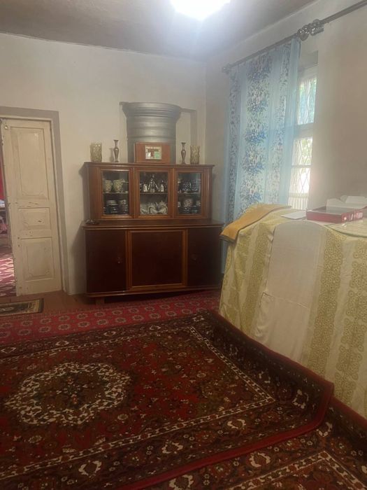 Uy sotiladi 3.2 sotix Bodomzor Yunusobod ROVD