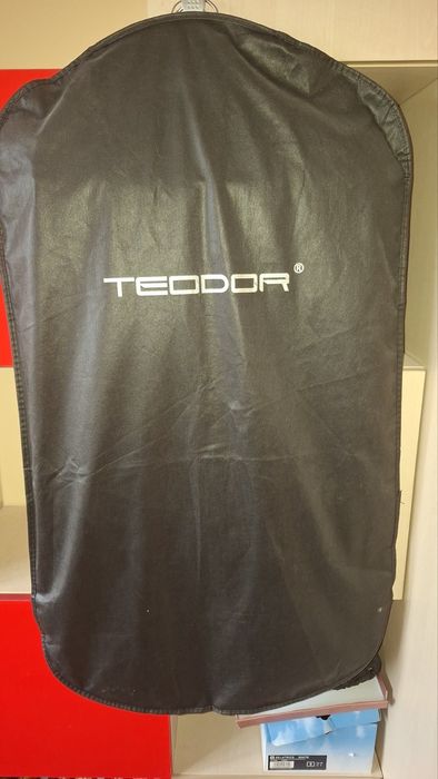 Костюм за абитюренски бал