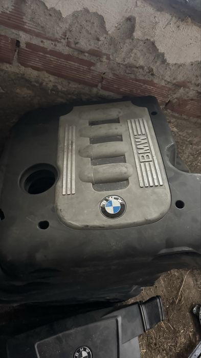 Декоративна кора двигател BMW
