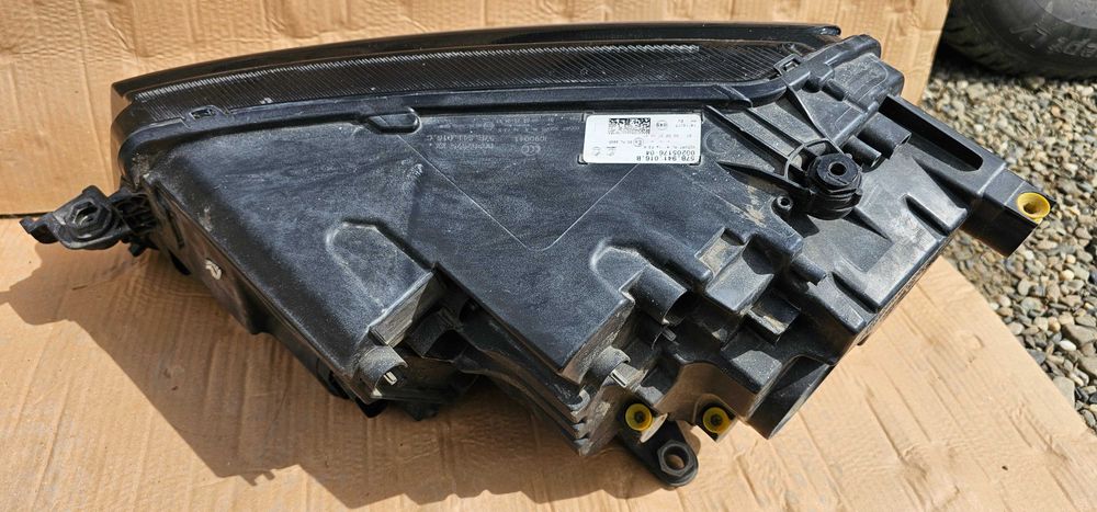 Far dreapta LED Skoda Karoq 2017 2018 / 2019 2020 / 2021