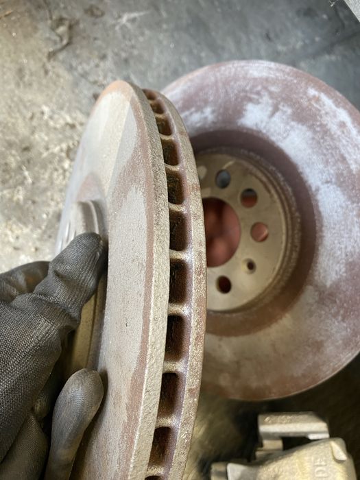 Предни спирачки ауди с3 audi s3 2001г 312мм