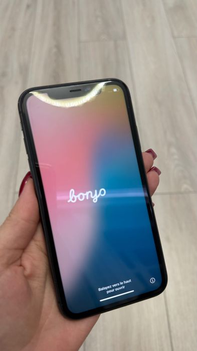 Продам iPhone 11