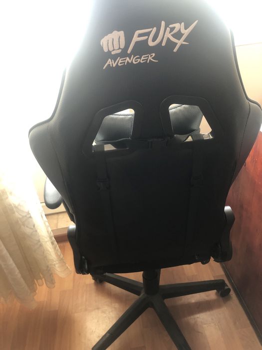 Scaun de gaming Fury L