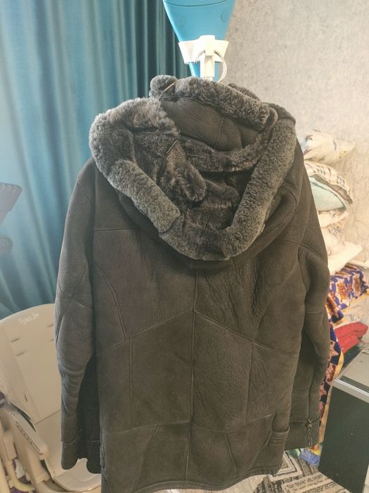 Продам детскую дубленку