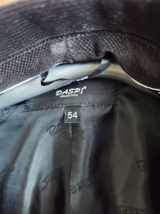 Palton cu lână, m. 54 + sacou catifea
XXL·Foarte bună