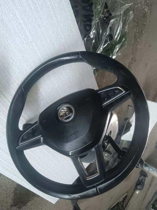 volan cu airbag si comenzi skoda rapid