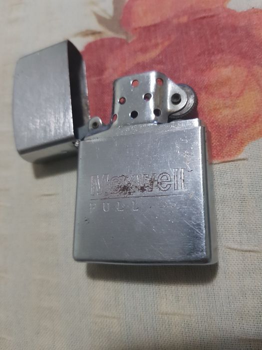 40 Lei. Bricheta  Maxwell. Gazolină. Vintage. Valabil in Iasi.