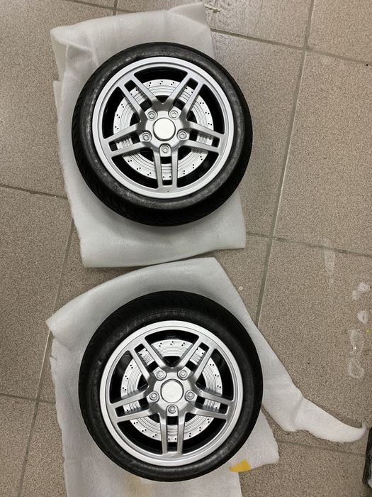 Колеса для детского электрического автомобиля