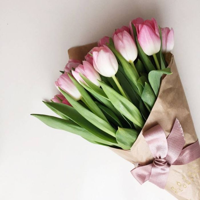 Продаем тюльпаны на 8 марта