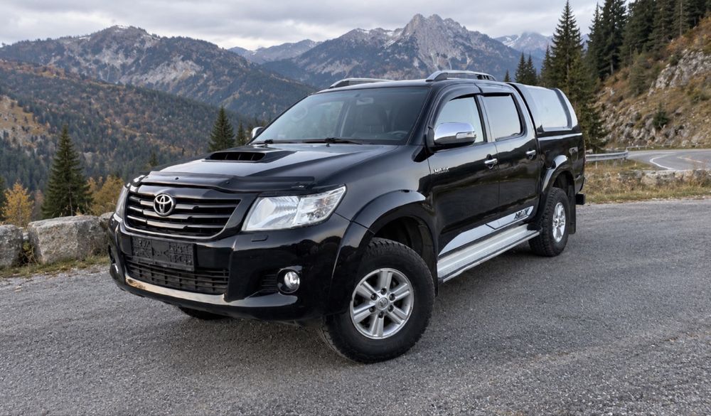 Toyota Hilux  -  2.5 D-4D / 144 cp ~ Blocant spate din fabrica functional