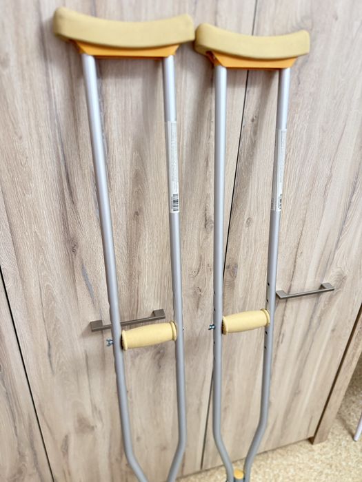 Продам Костыли г.Семей