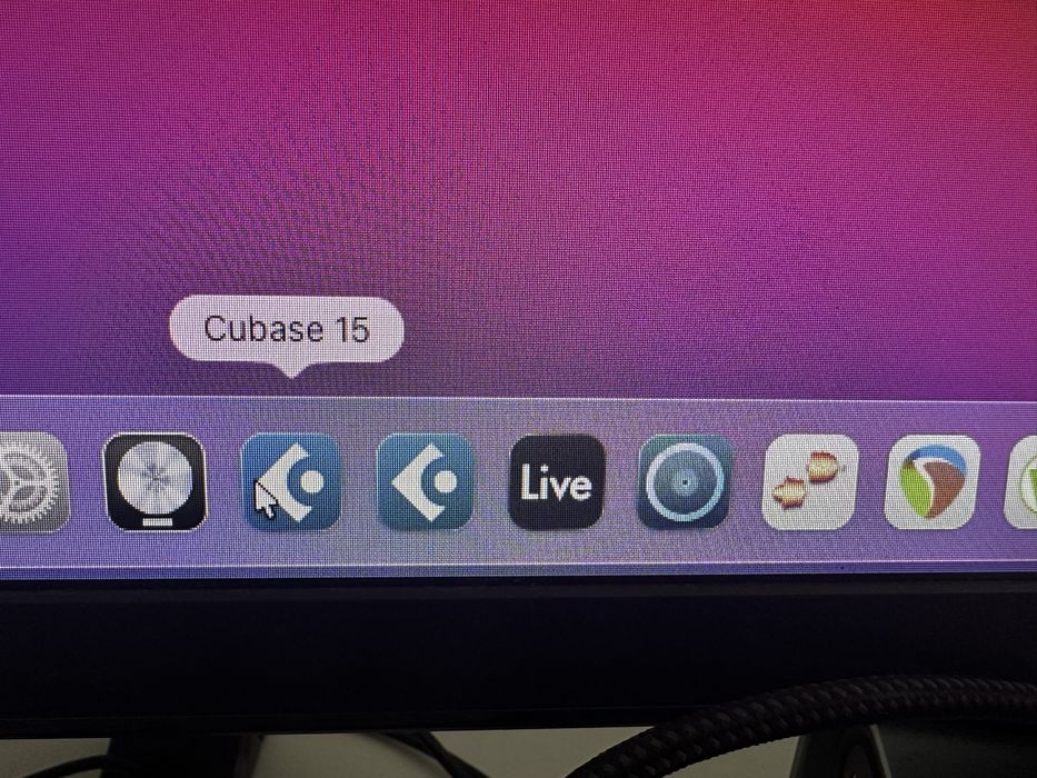 Продам студия комплект