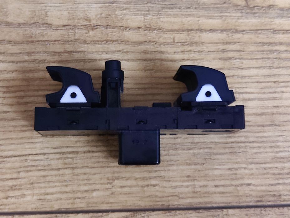 Modul butoane geamuri șofer VW Passat B7 2010–2014 OEM, testat