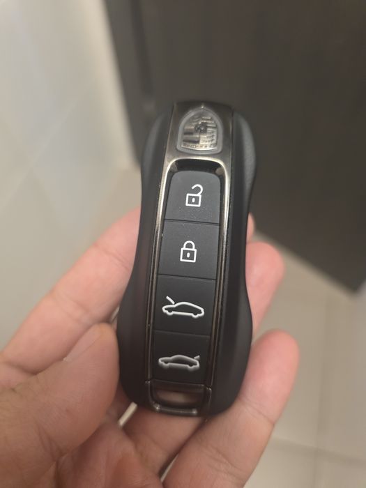 Cheie Porsche Noua Completa Originala 4 butoane