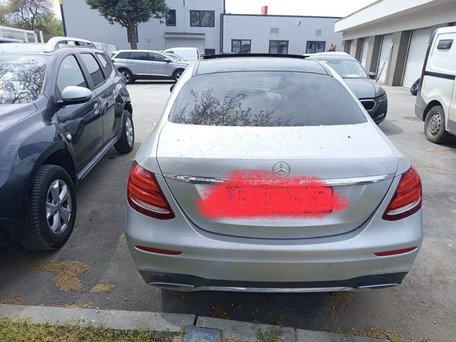 НА ЧАСТИ !! W213 e350 дизел ом642 евро 6 двигателя е на 170.000км перфектна кола