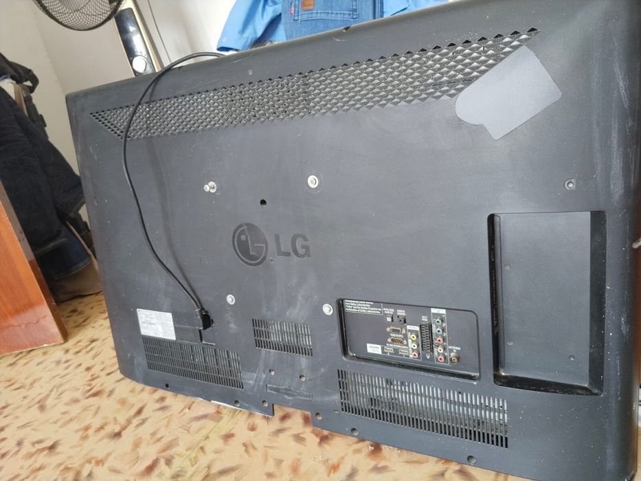 Продается телевизор LG