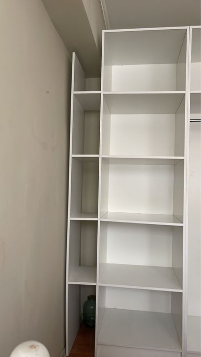 Открытый шкаф стеллаж