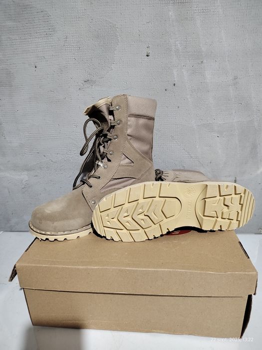 Vind bocanci militari