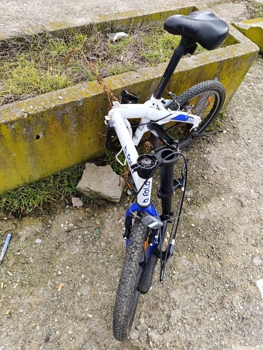 Bicicleta universală pliabilă