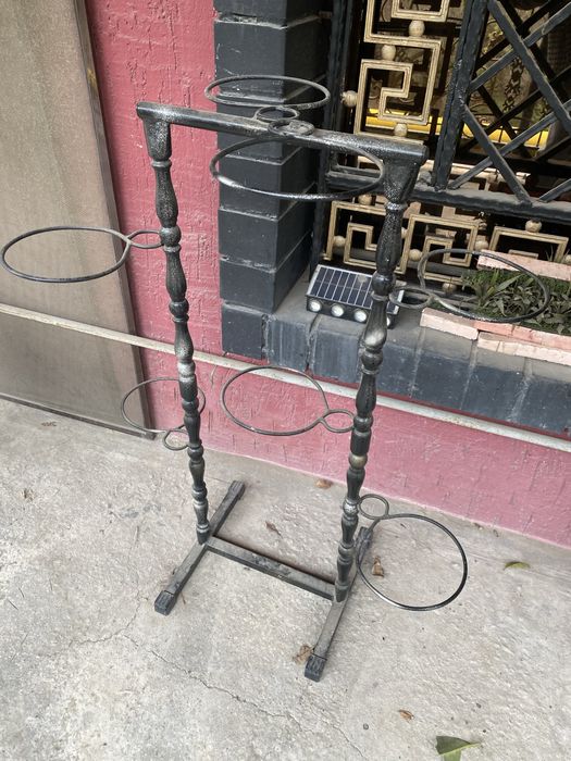 Подставка для цветов