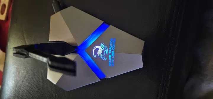 suport cablu mouse cu fir usb 3.0 iluminat  led rgb