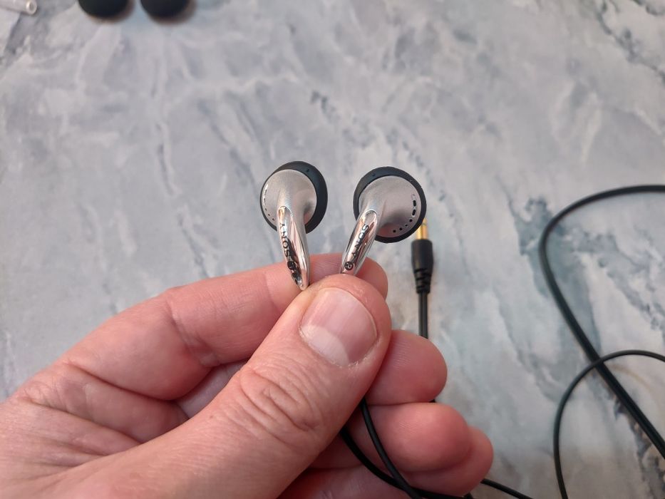 Наушники Sony mdr-e838 Корея.