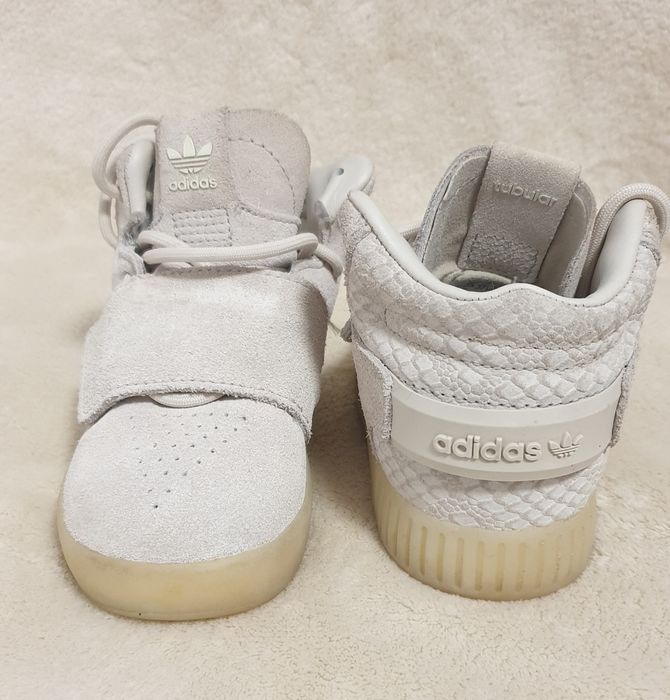 Adidas tubular M.25