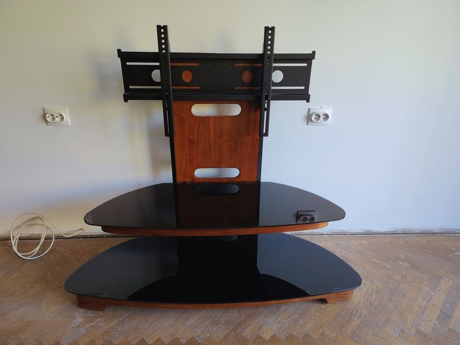Vând comodă televizor