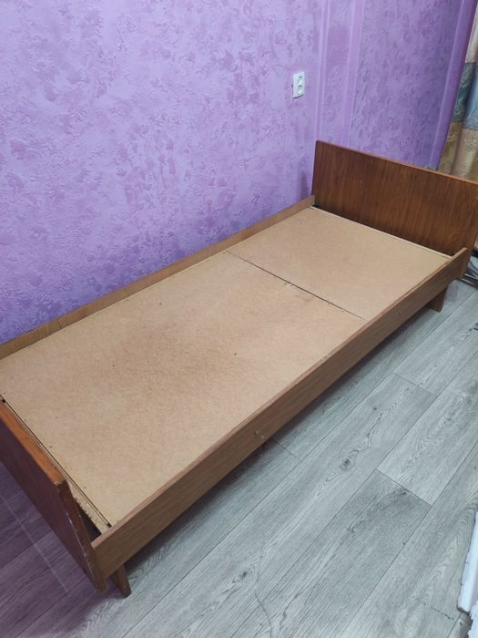 Отдам даром две кровати