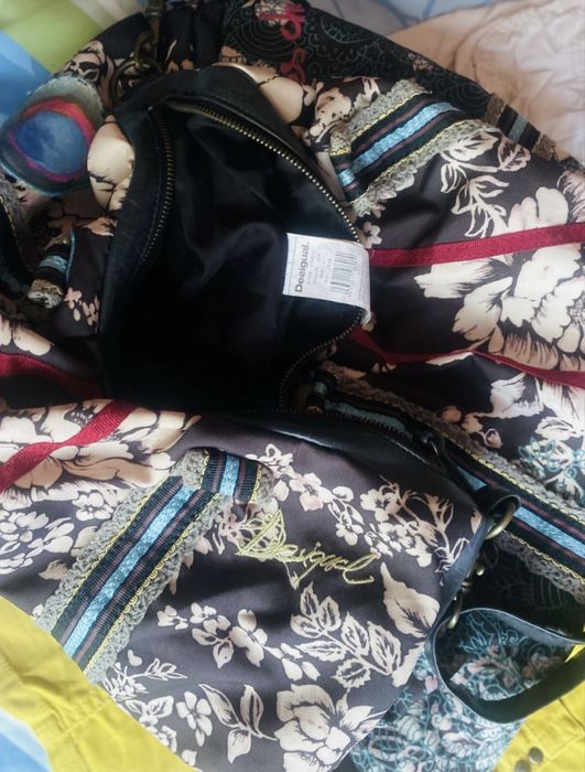 Desigual-дамски чанти