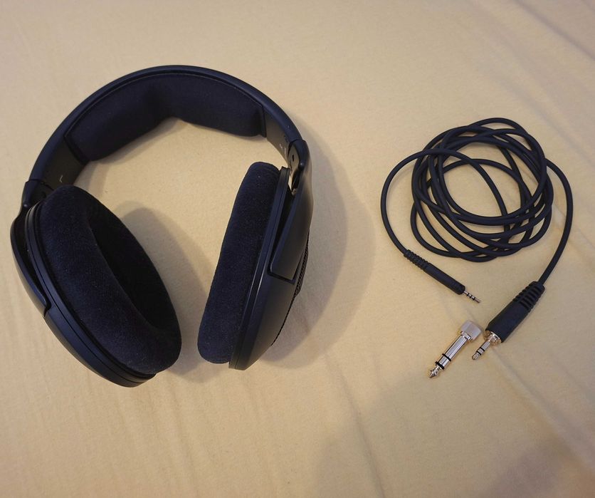 Casti Sennheiser HD 560S impecabile, factura, garantie.