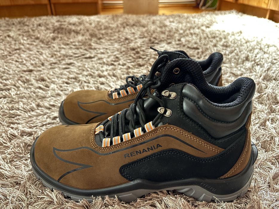 Bocanci de protectie Renania Qomandor S3S