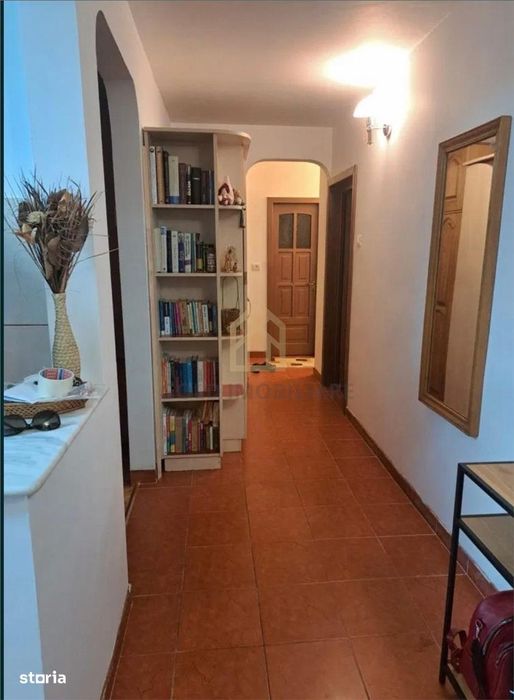 Chirie apatament 4 camere zona Prefectura - View 3
