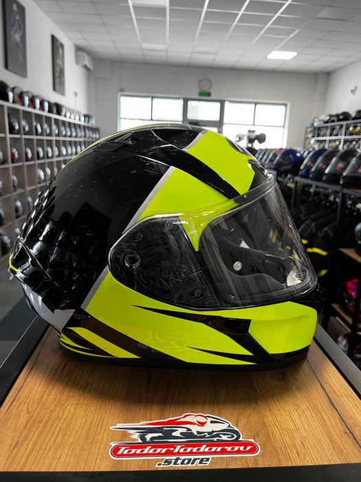 Мото каска AIROH VALOR SAM Yellow,размер XXL 63-64,добро състояние