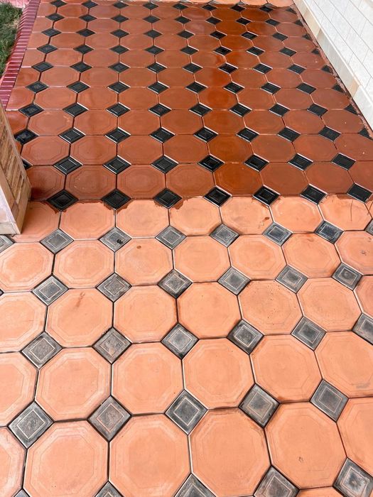 Лак для бетона поле глянцевая фактура полимерная