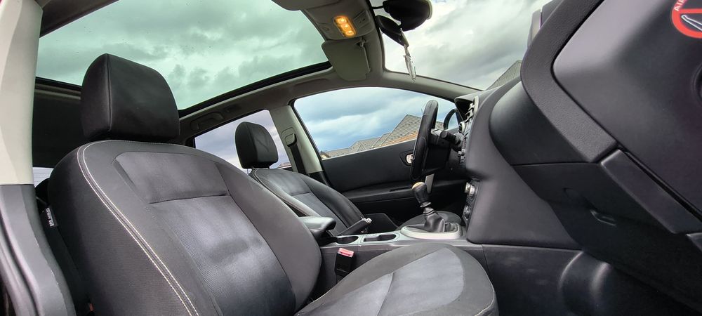 Nissan Qashqai Model Tekna,  2012
