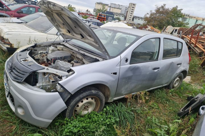 Piese Dacia Sandero prima generatie