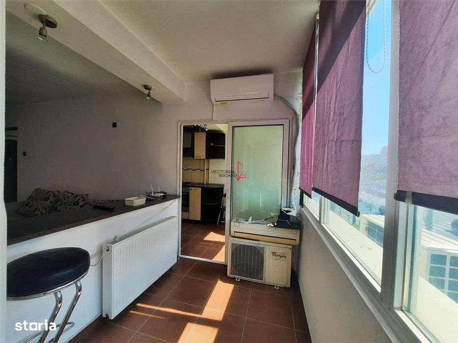 2 camere semidecomandat Iancului Sectia 8 Politie