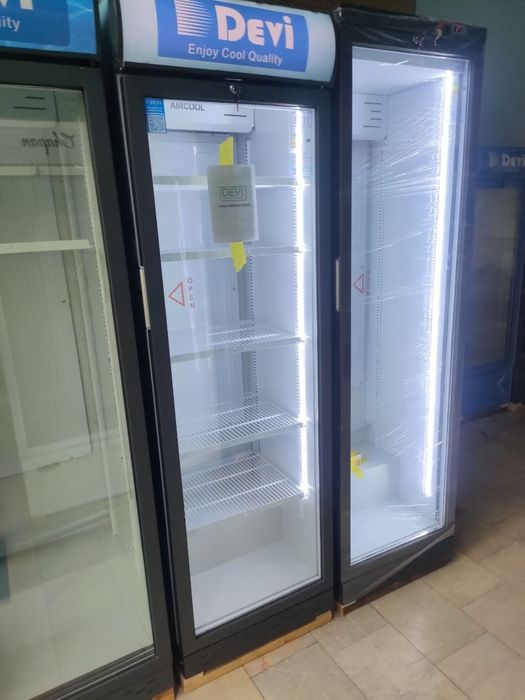 Новые фирменные витринные холодильники DEVI  460литр