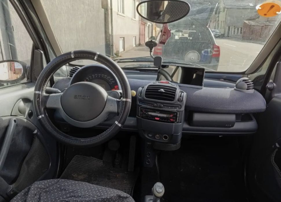 Vând Smart Fortwo 2004