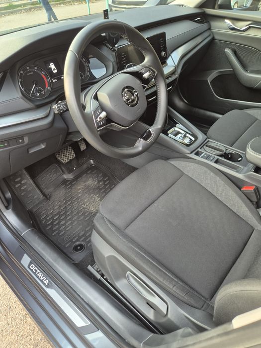 Продается Skoda Octavia 1.4 2021 года