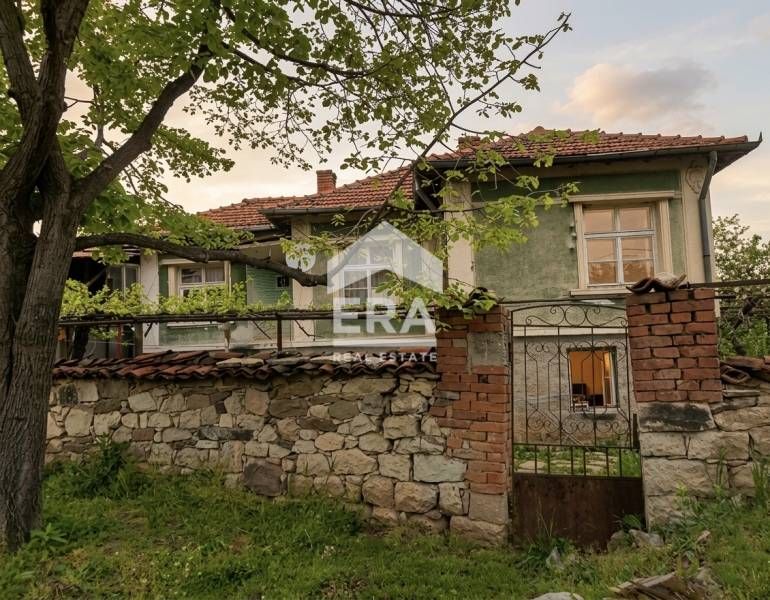 САМО в ЕРА имоти ХАСКОВО! Къща в село Николово