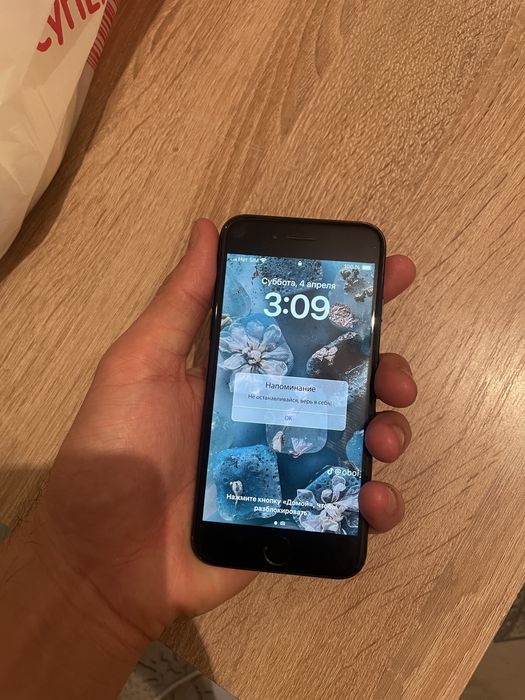 Iphone SE в отличном состоянии